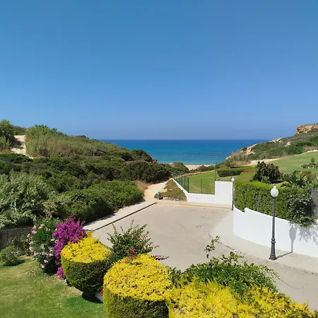 Conil View Front House - Espectacular Casa Con Vistas Al Mar Y Acceso Directo A La Playa Hébergement de vacances Conil De La Frontera